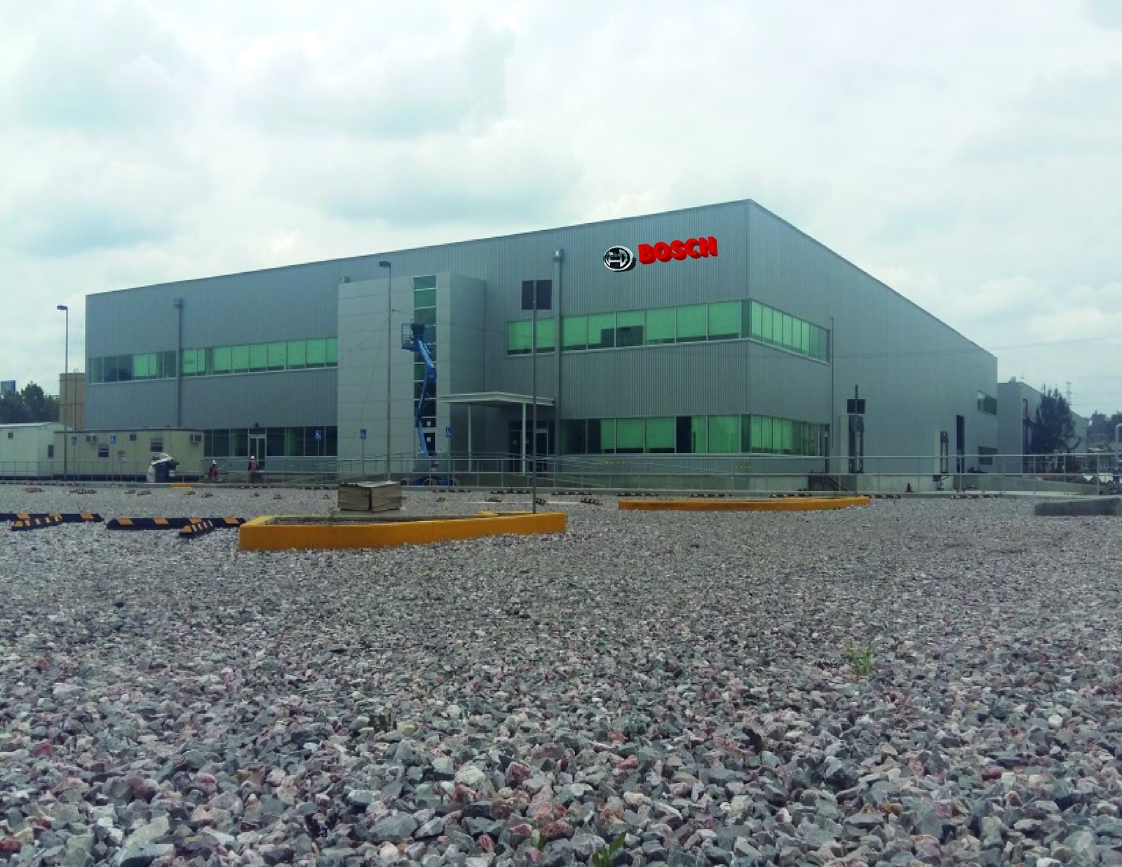 FINSA · Robert Bosch — Nave industrial