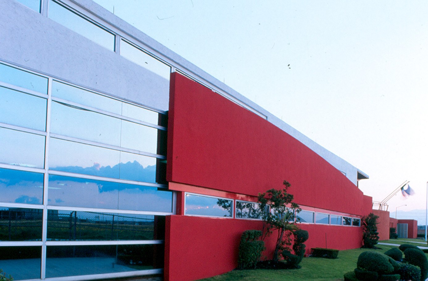 Lear Corporation — Nave industrial (Parque Industrial Toluca 2000, Estado de México) 3
